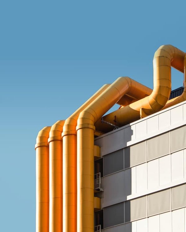 Avantages de l'immobilier industriel avec des services et financement intégrés